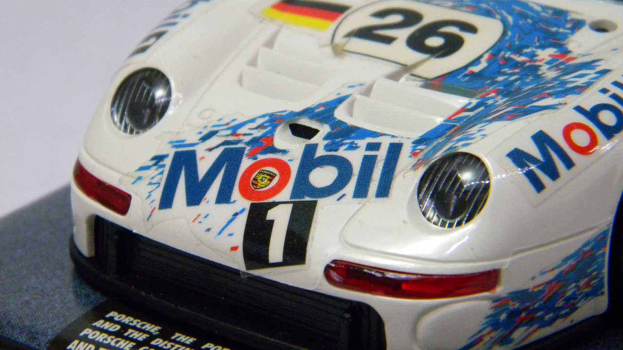 Porsche 911 GT1 (50149b